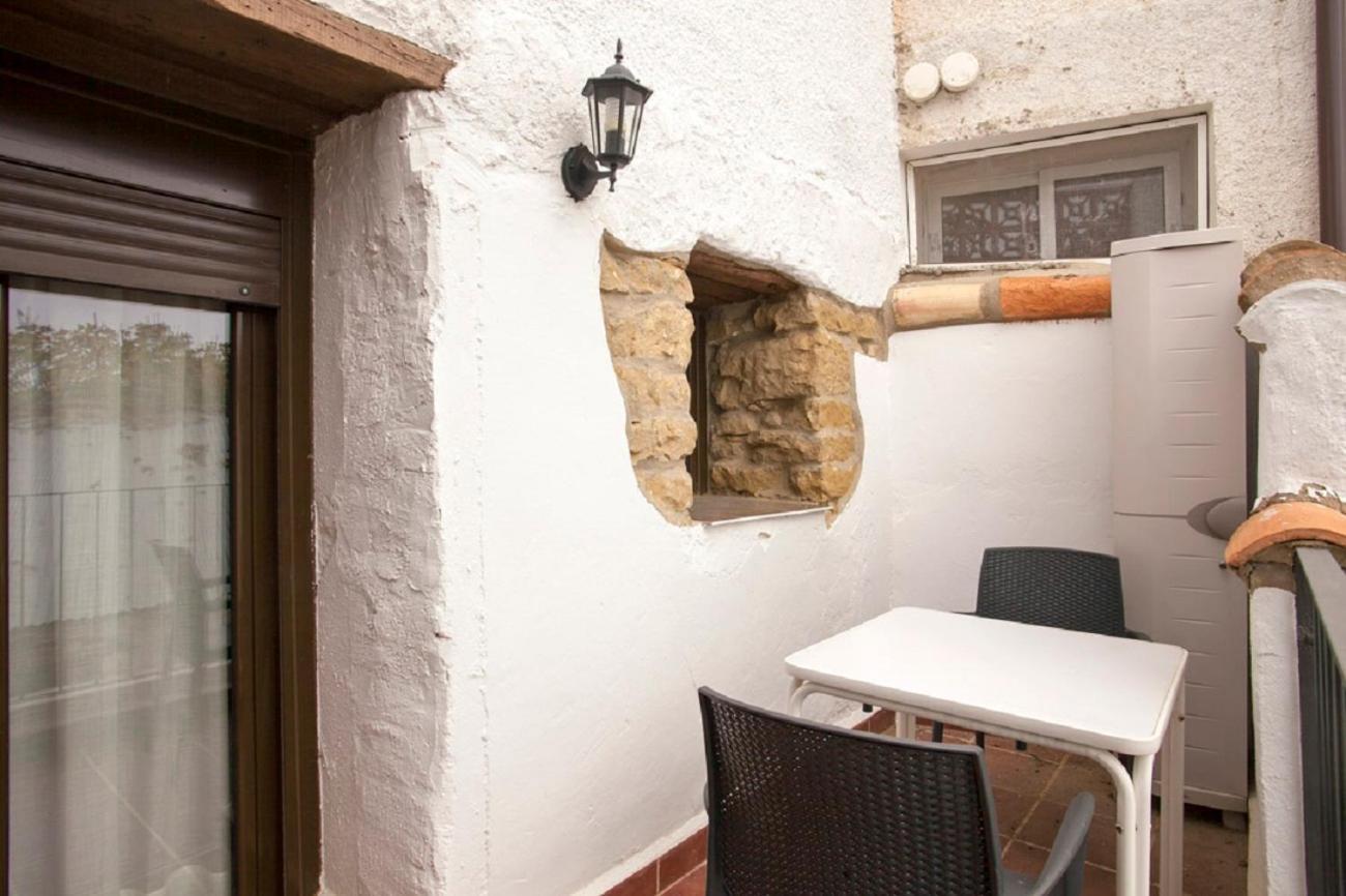 Apartamentos Casa Samper Santa Eulalia de Gállego Quarto foto